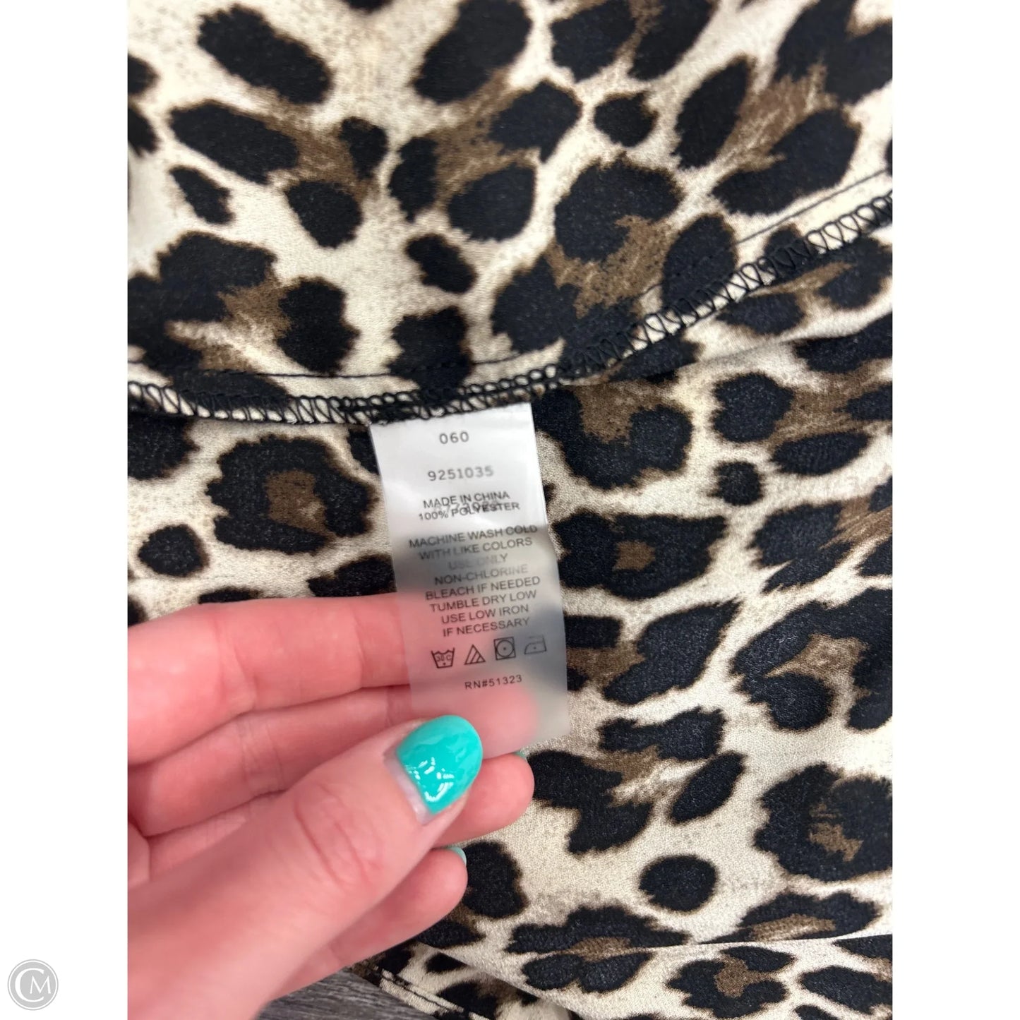 Top Long Sleeve By Vince Camuto In Animal Print, Size: 1x
