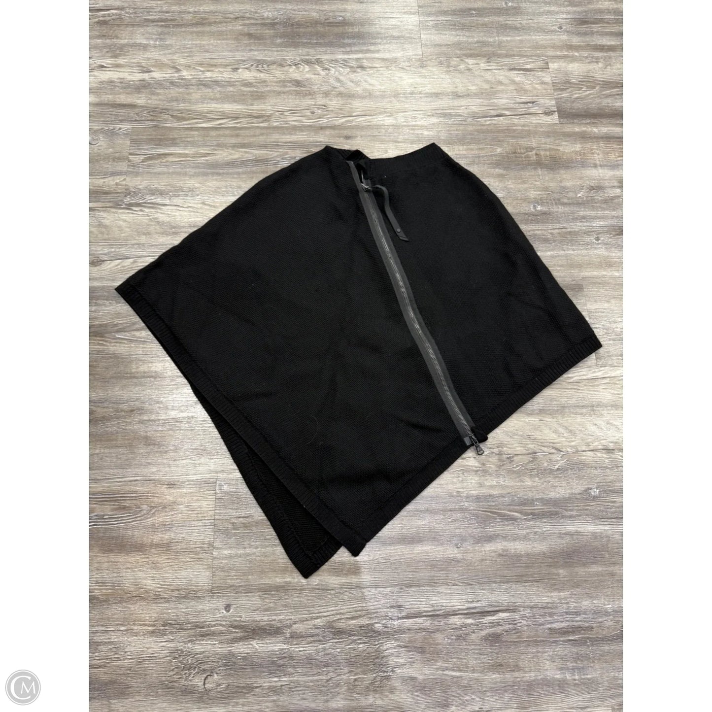 Poncho By Lululemon In Black, Size: Osfm