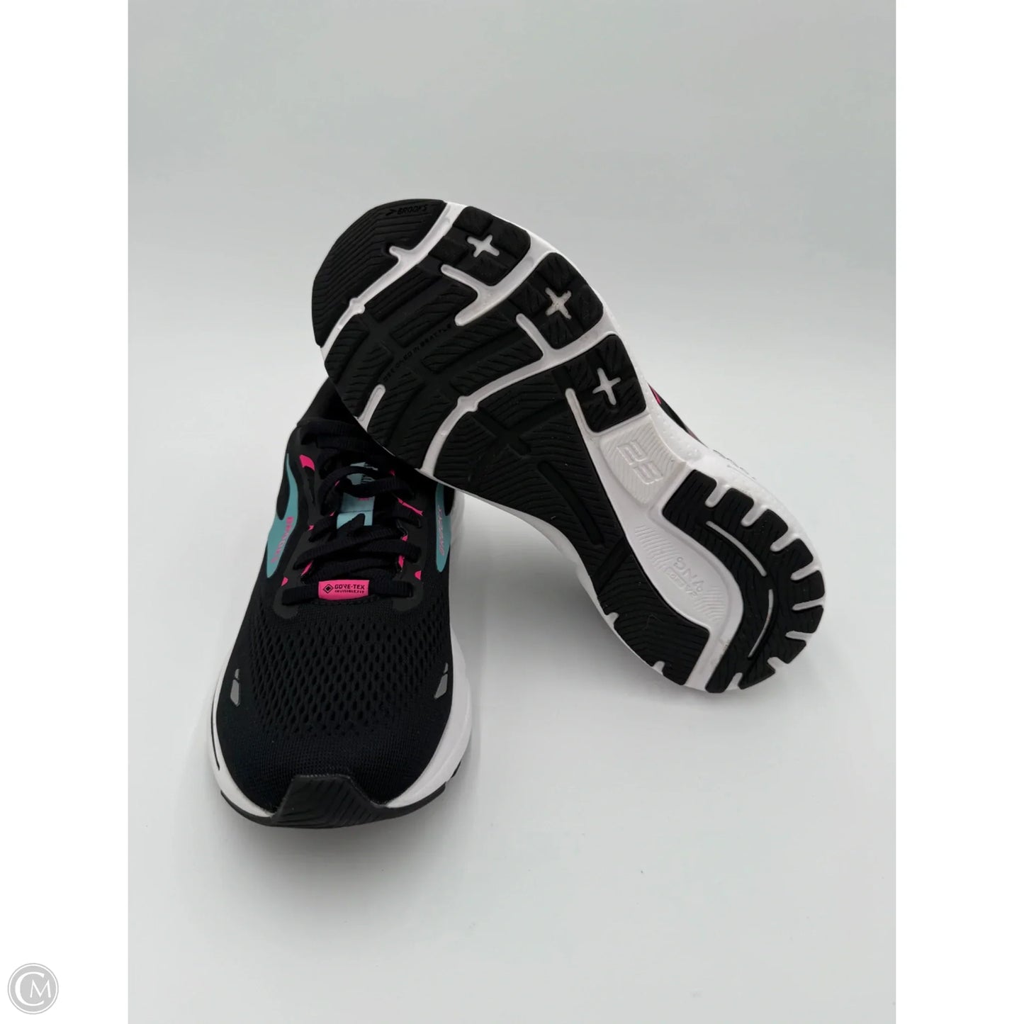 Shoes Athletic By Brooks In Black & Pink, Size: 10.5