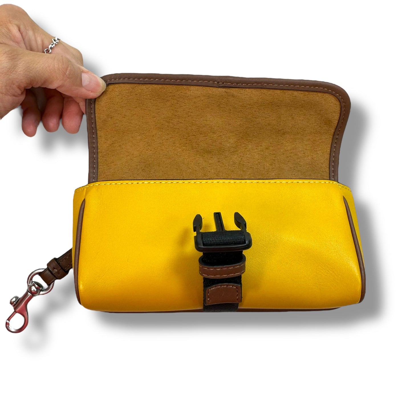 RACER POUCH travel By Coach