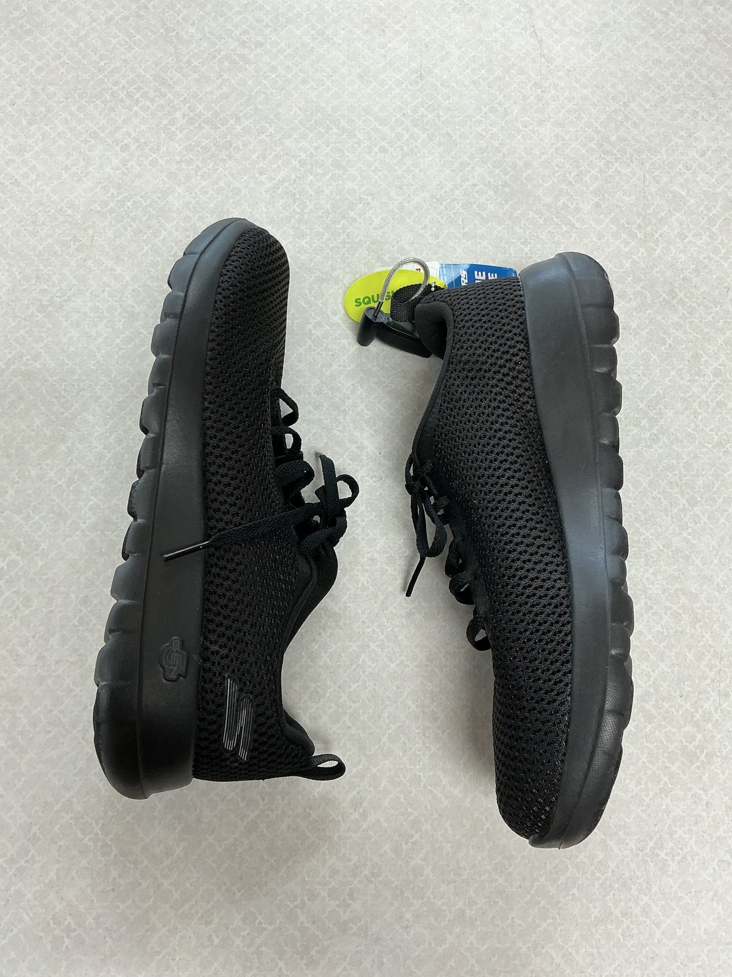 Shoes Athletic By Skechers In Black, Size:7