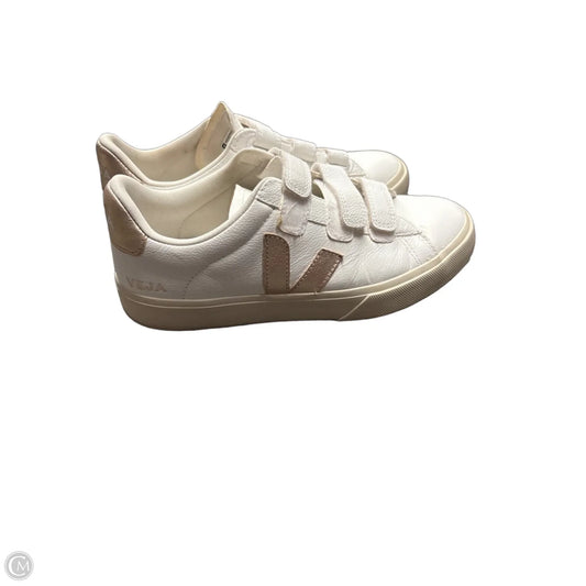 Shoes Athletic By Veja In Multi-colored, Size: 9