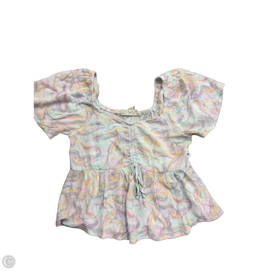 Top Short Sleeve By Hippie Rose In Multi-colored, Size: M