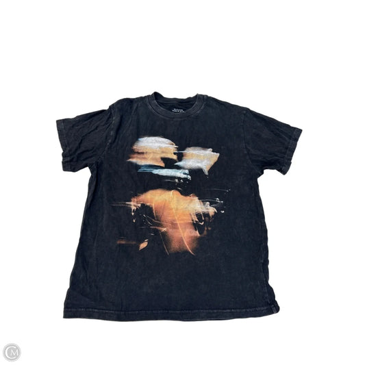 Top Short Sleeve By Clothes Mentor In Black, Size: S