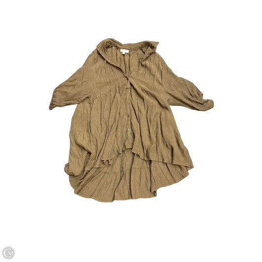 Top Short Sleeve By Umgee In Taupe, Size: S