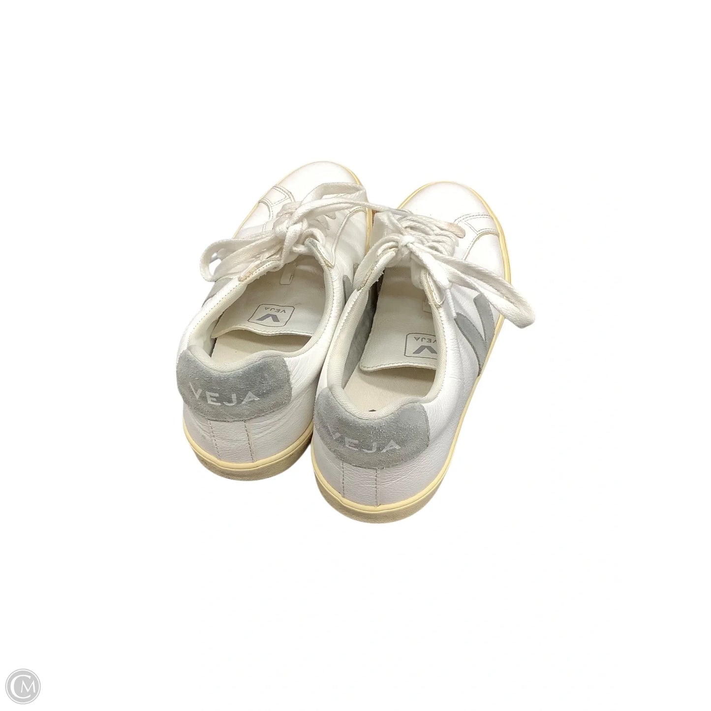 Shoes Sneakers By Veja In White, Size: 9, As Is