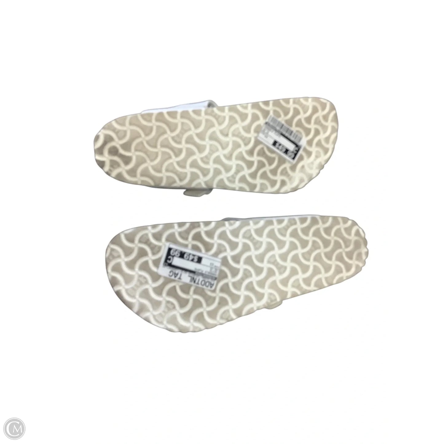 Sandals Flats By Birkenstock In White, Size: 11