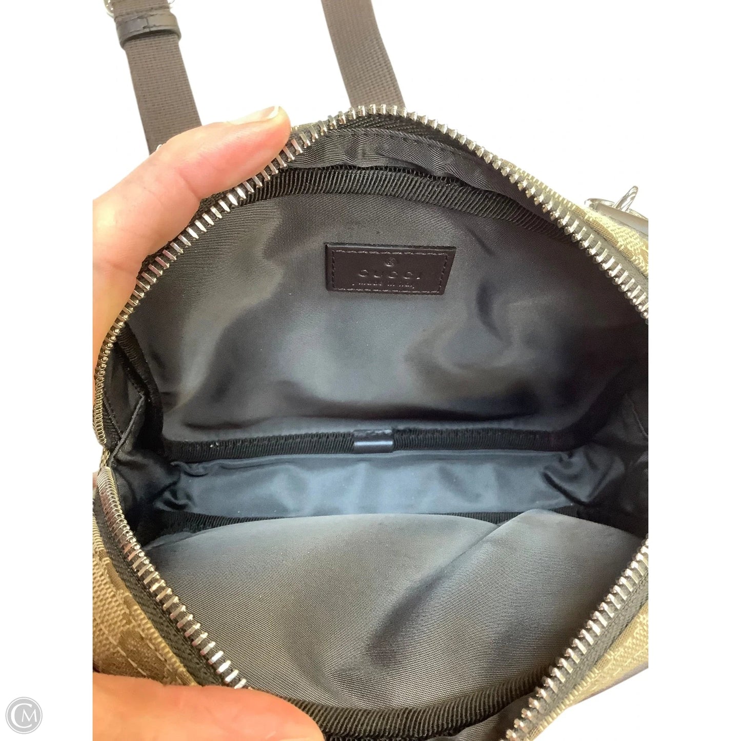 Crossbody Luxury Designer By Gucci, Size: Small