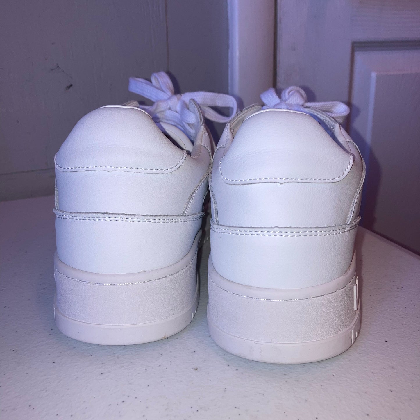 Shoes Athletic By Vintage Havana In White, Size:10