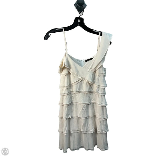 Dress Casual Short By Bcbgmaxazria In Cream, Size: Xs