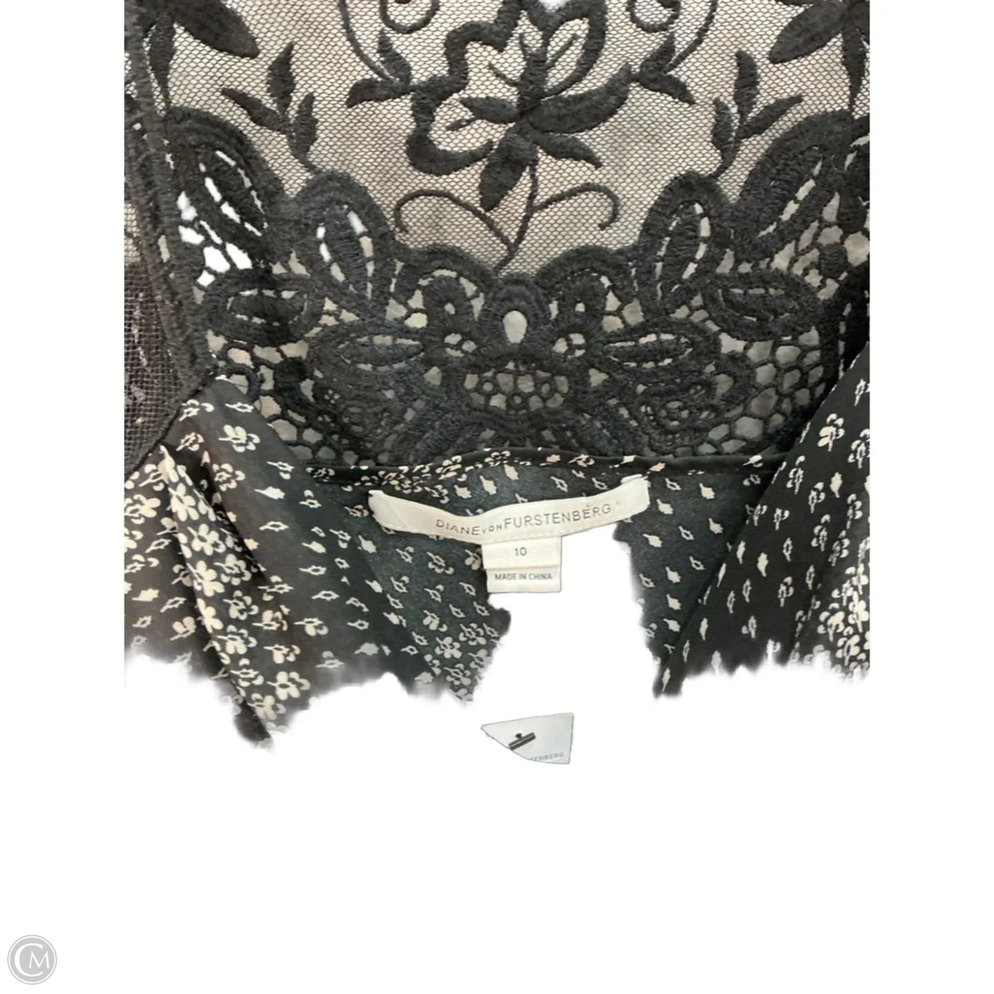 Top Short Sleeve Designer By Diane Von Furstenberg In Black & Cream, Size: M
