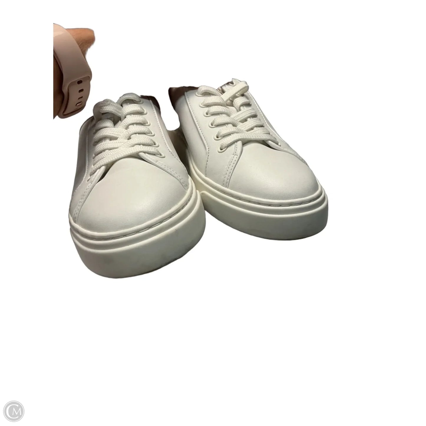 Shoes Designer By Stuart Weitzman In White, Size: 8.5