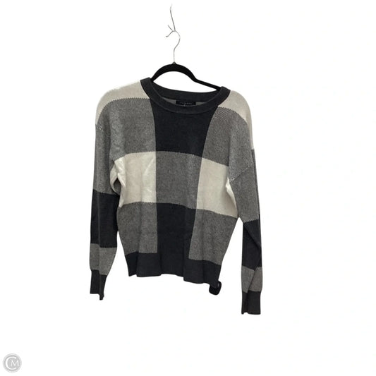 Sweater By Tahari By Arthur Levine In Grey, Size: L