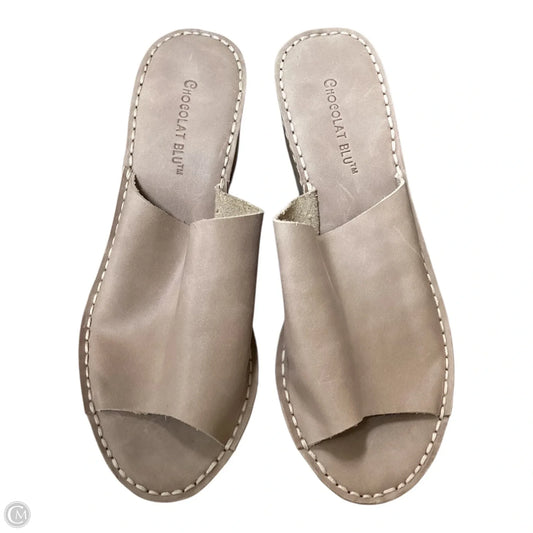 Sandals Heels Wedge By Clothes Mentor In Brown, Size: 6.5