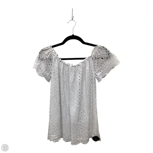 Top Short Sleeve Designer By Lilly Pulitzer In White, Size: S