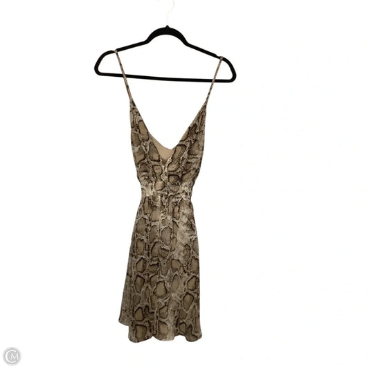 Dress Casual Short By Entro In Snakeskin Print, Size: L