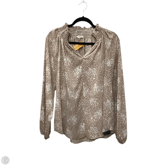 Top Long Sleeve By Bucketlist In Tan, Size: M