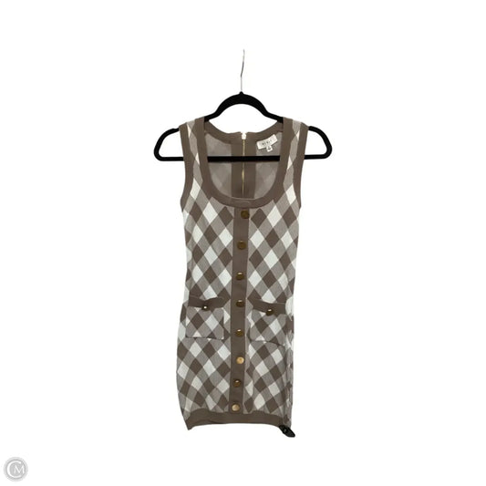 Dress Casual Short By Mable In Plaid Pattern, Size: S