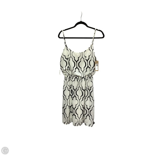 Dress Casual Short By Jay In White, Size: L