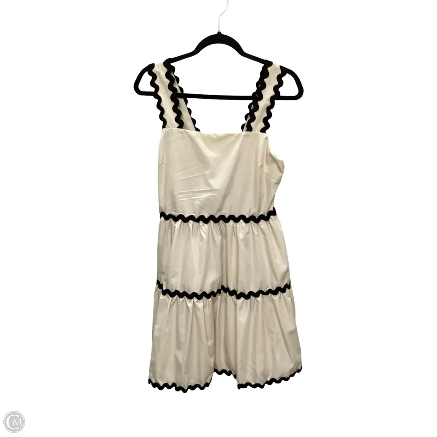 Dress Casual Short By Entro In Cream, Size: L