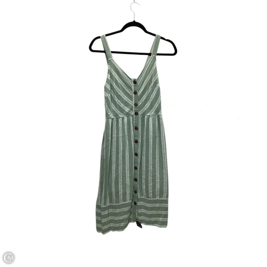 Dress Casual Short By Universal Thread In Green, Size: M