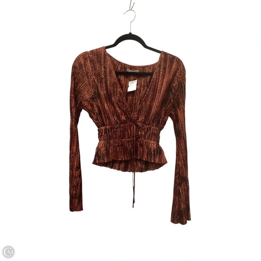 Top Long Sleeve By Urban Outfitters In Orange, Size: S