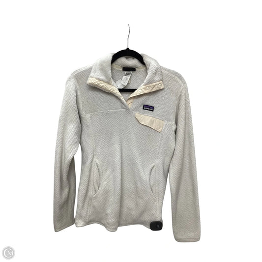 Top Long Sleeve By Patagonia In White, Size: M