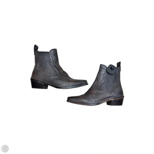 Boots Ankle Heels By Clothes Mentor In Black, Size: 7.5