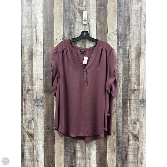 Top Short Sleeve By Torrid In Maroon, Size: 3x