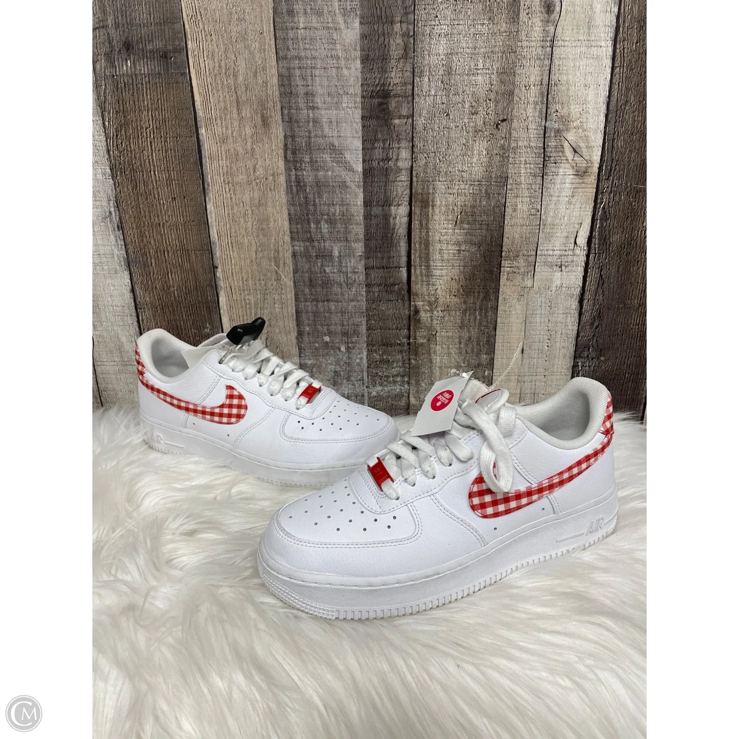 Shoes Athletic By Nike In Red & White, Size: 8