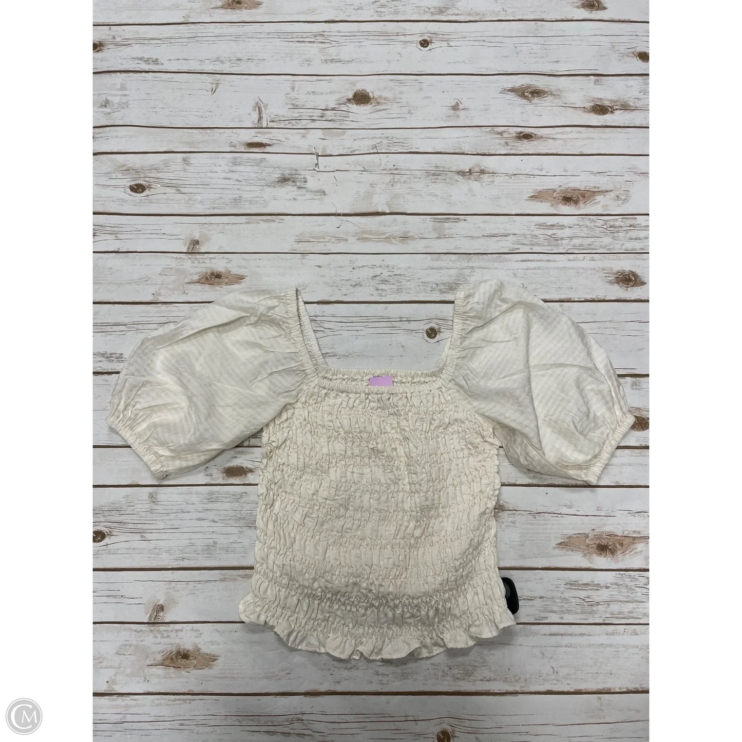 Top Short Sleeve By Old Navy In Cream, Size: S