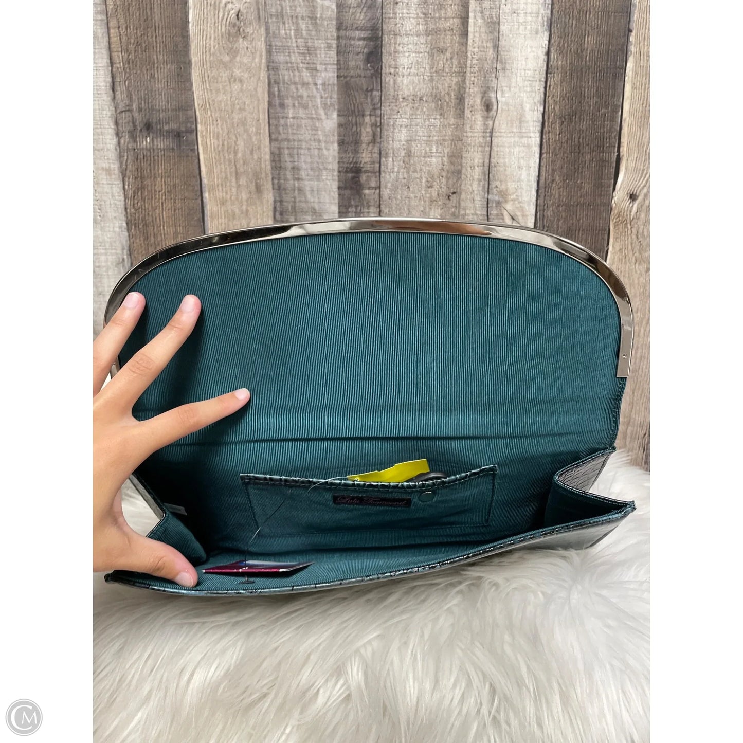 Clutch By Lulu Townsend, Size: Large