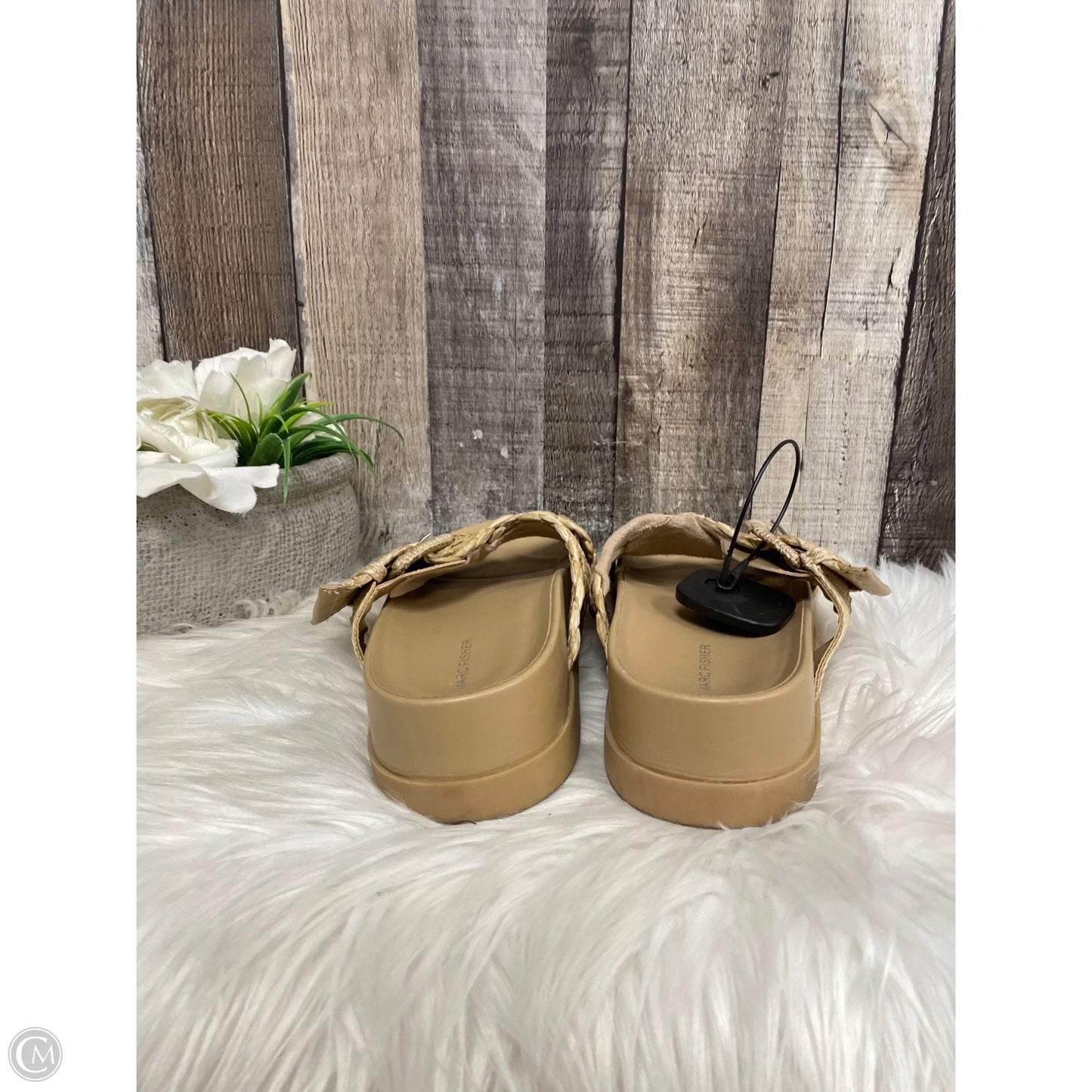 Sandals Flats By Marc Fisher In Tan, Size: 9