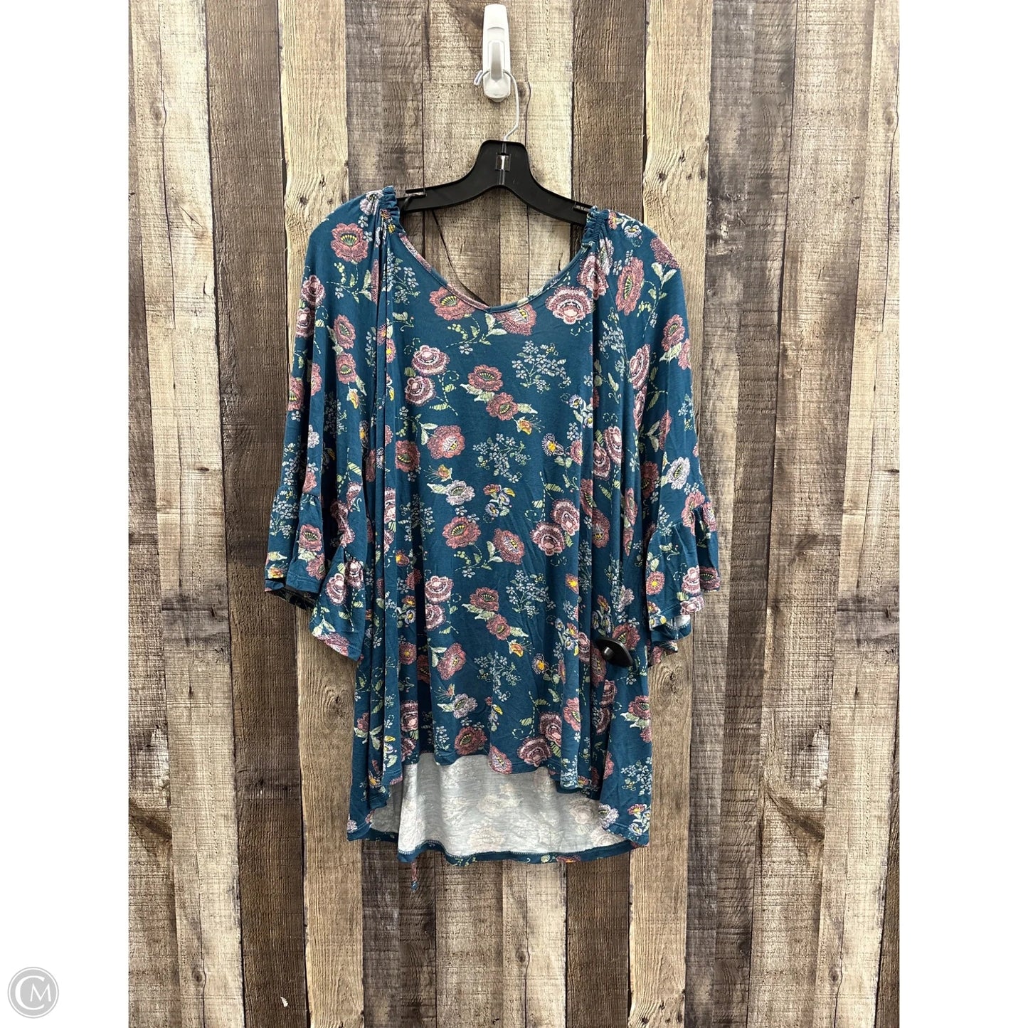 Top Short Sleeve By Bobeau In Blue, Size: 1x