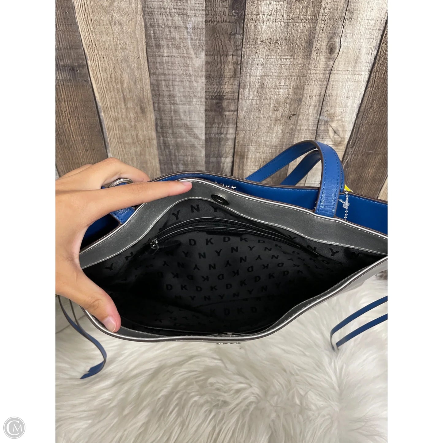 Handbag By Dkny, Size: Large