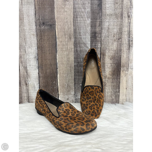 Shoes Flats By Clarks In Animal Print, Size: 9