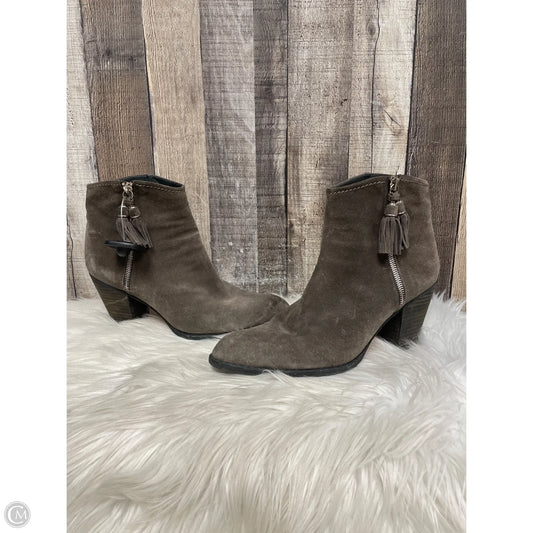 Boots Ankle Heels By Stuart Weitzman In Taupe, Size: 10