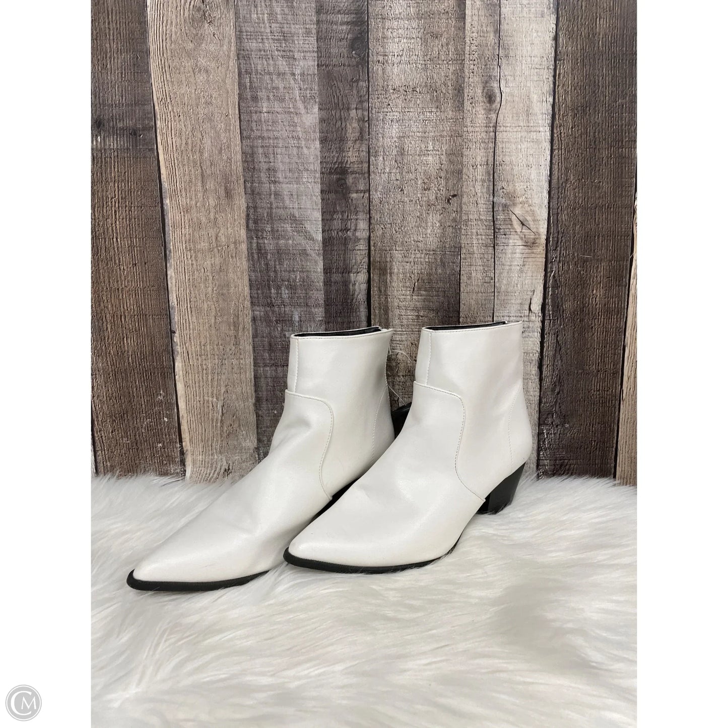 Boots Ankle Heels By Qupid In White, Size: 7