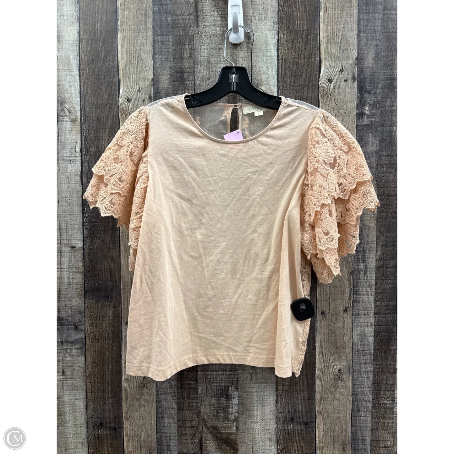 Top Short Sleeve By Forever That Girl In Peach, Size: S