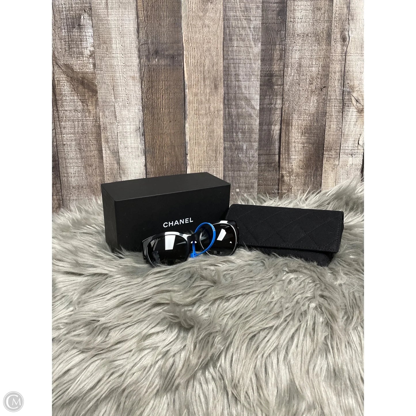 Sunglasses Designer By Chanel