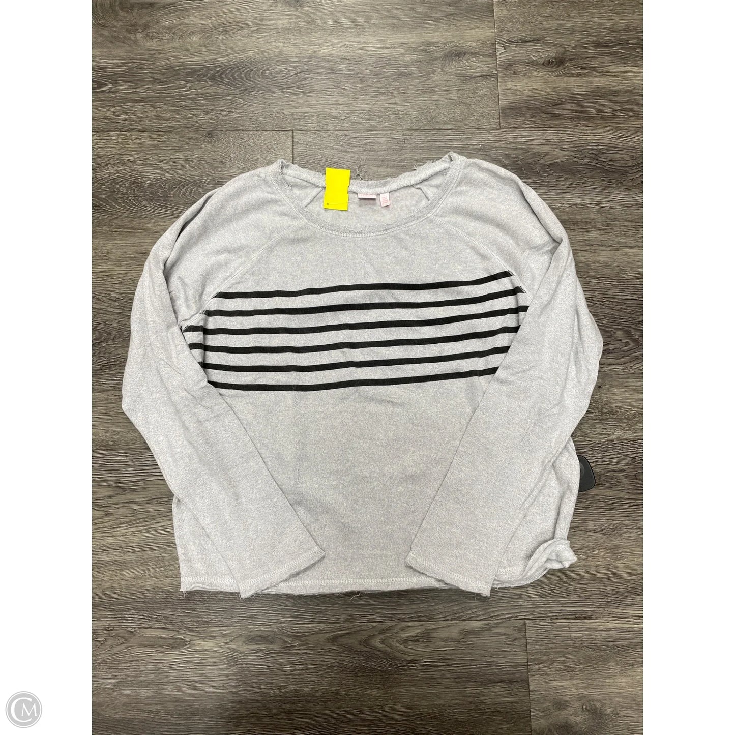 Top Long Sleeve By Cme In Grey, Size: L