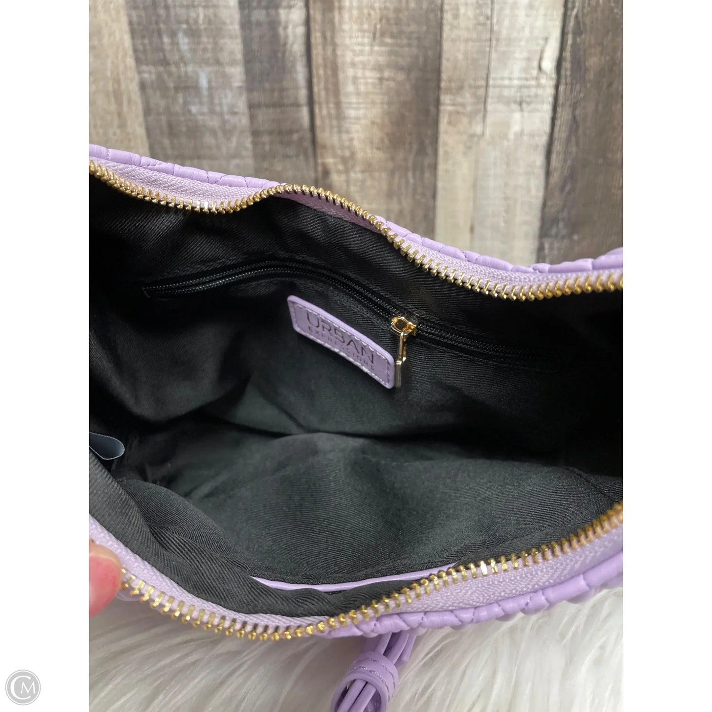 Crossbody By Urban Expressions, Size: Medium