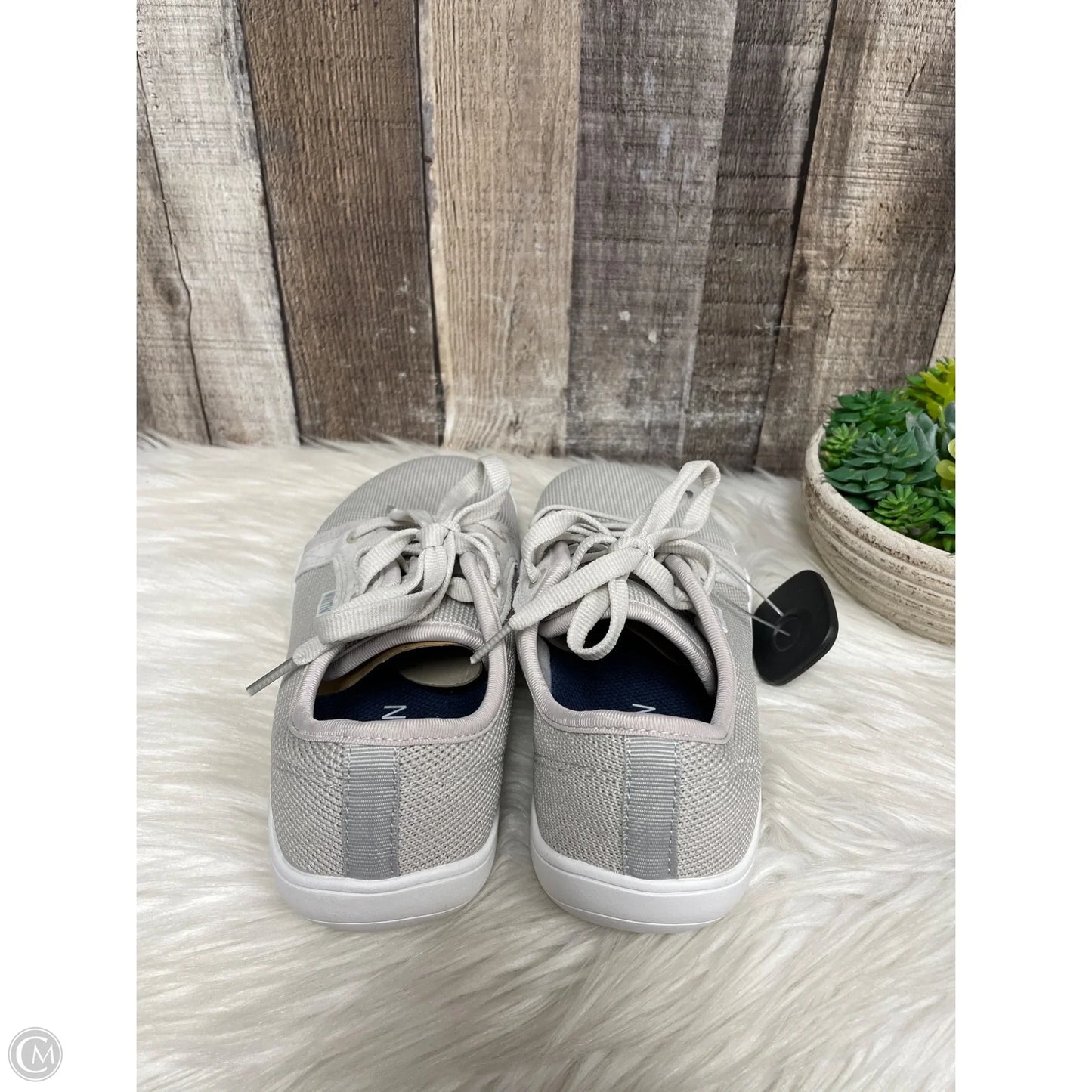 Shoes Sneakers By Cme In Tan, Size: 6