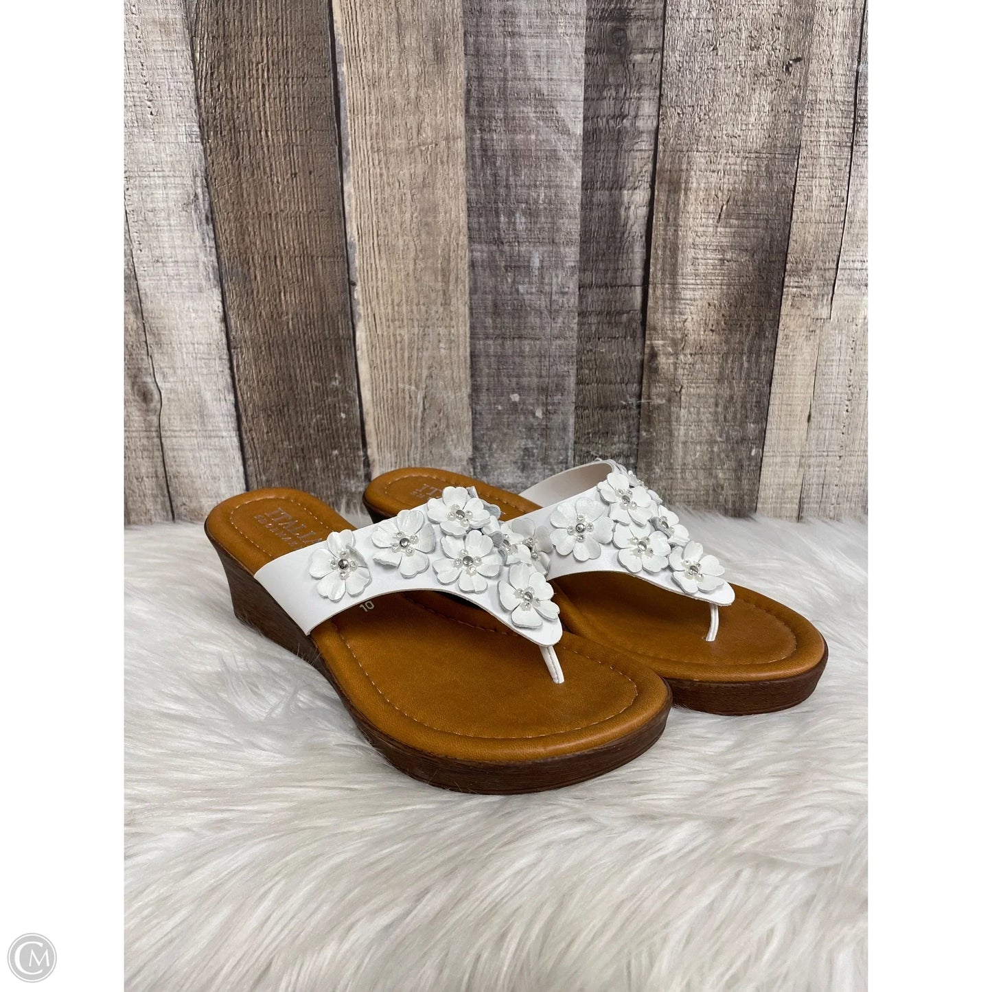 Sandals Heels Wedge By Italian Shoemakers In White, Size: 10