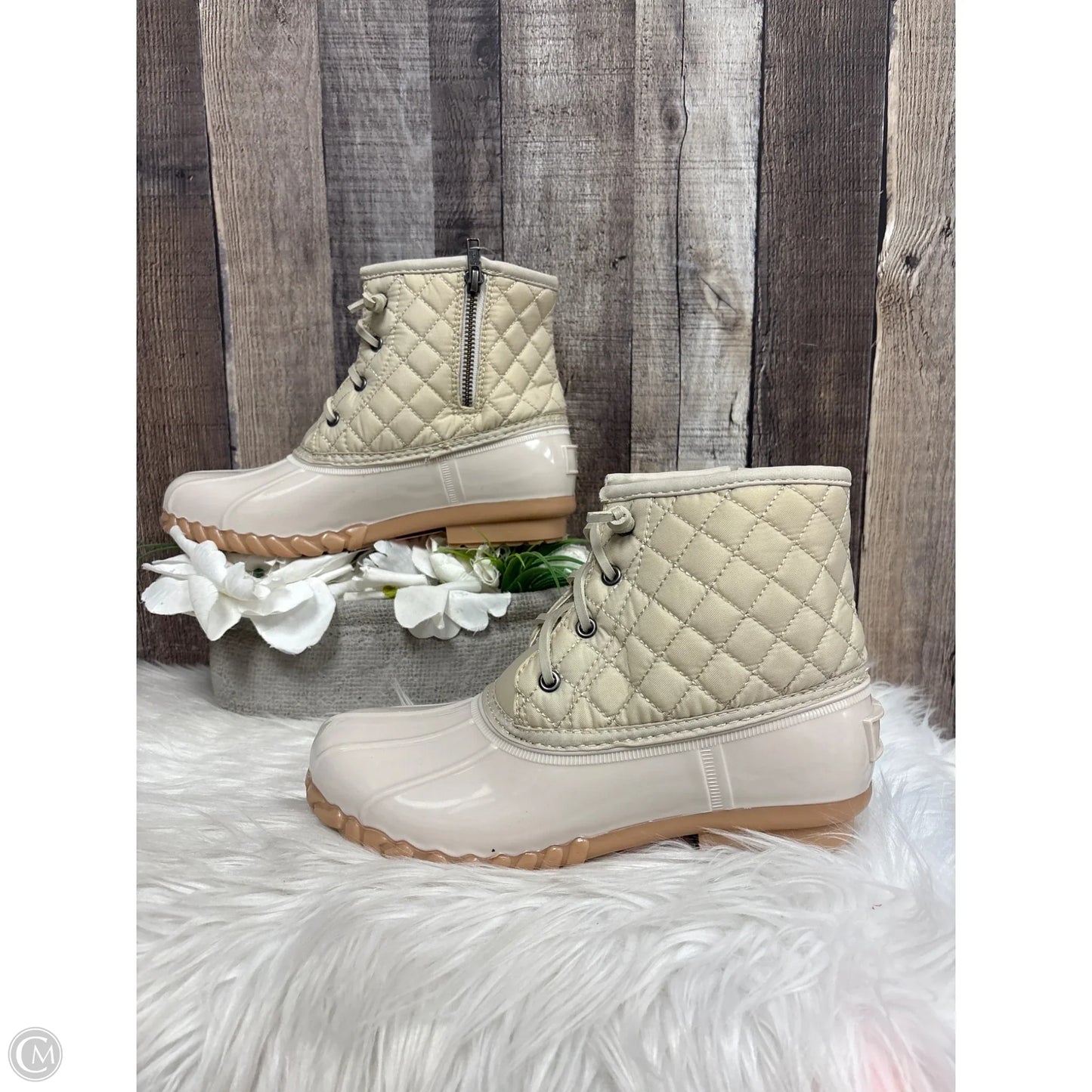 Boots Ankle Flats By So In Ivory, Size: 8