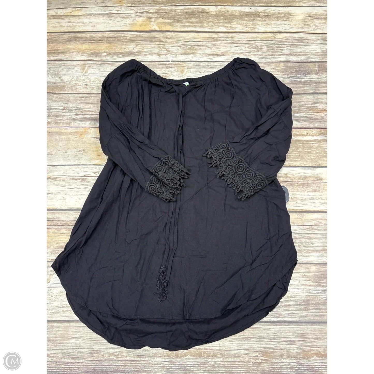 Top 3/4 Sleeve By Cme In Black, Size: M