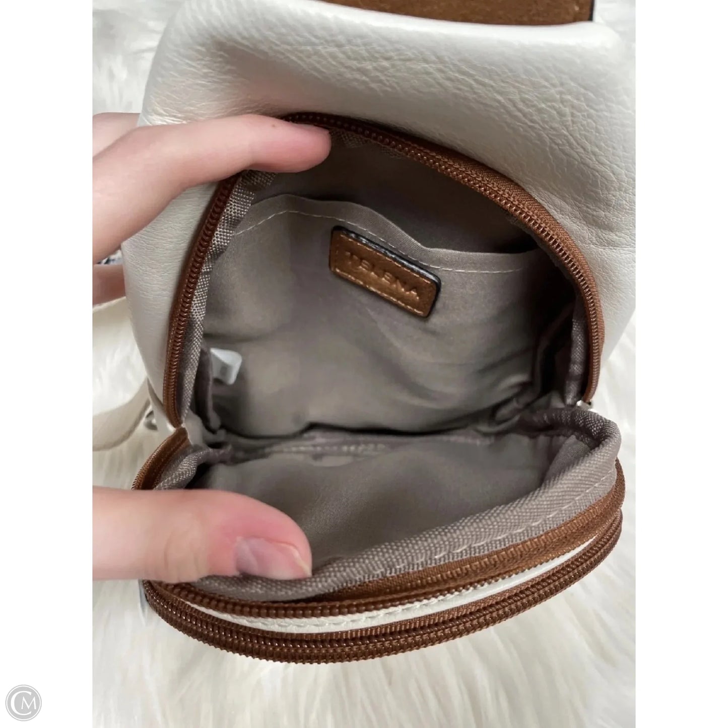 Crossbody By Cme, Size: Medium