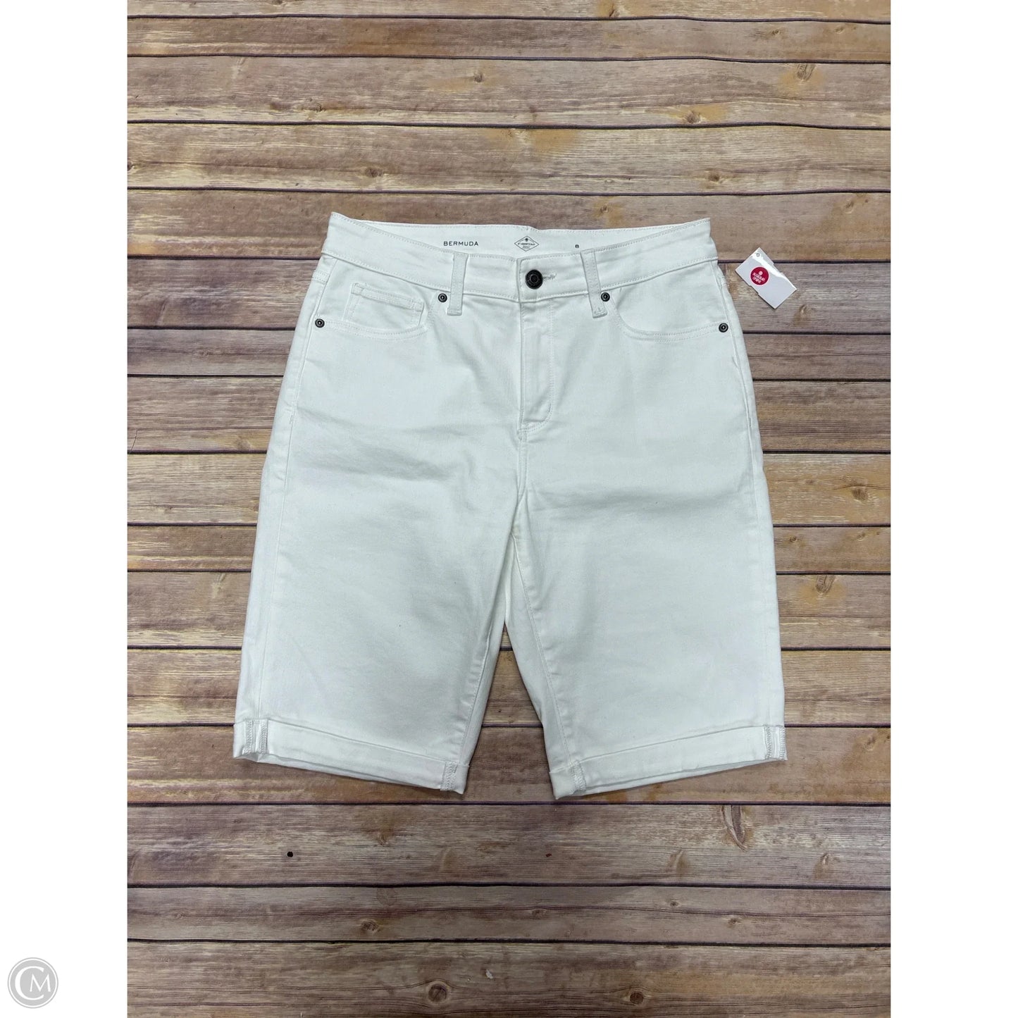 Shorts By St Johns Bay In White, Size: 8