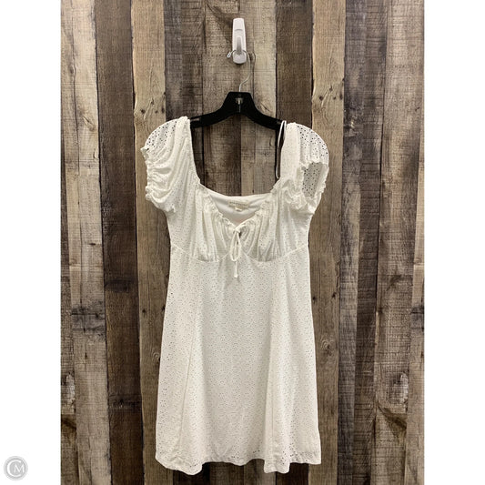 Dress Casual Short By Aeropostale In White, Size: L