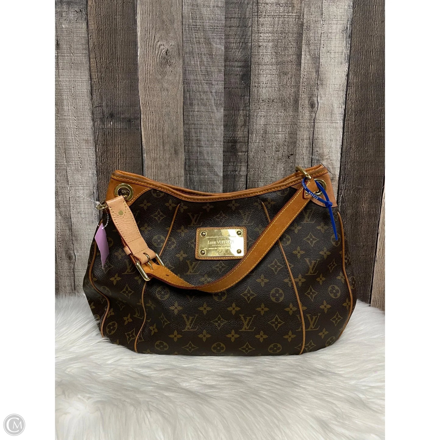 Handbag Luxury Designer By Louis Vuitton, Size: Large